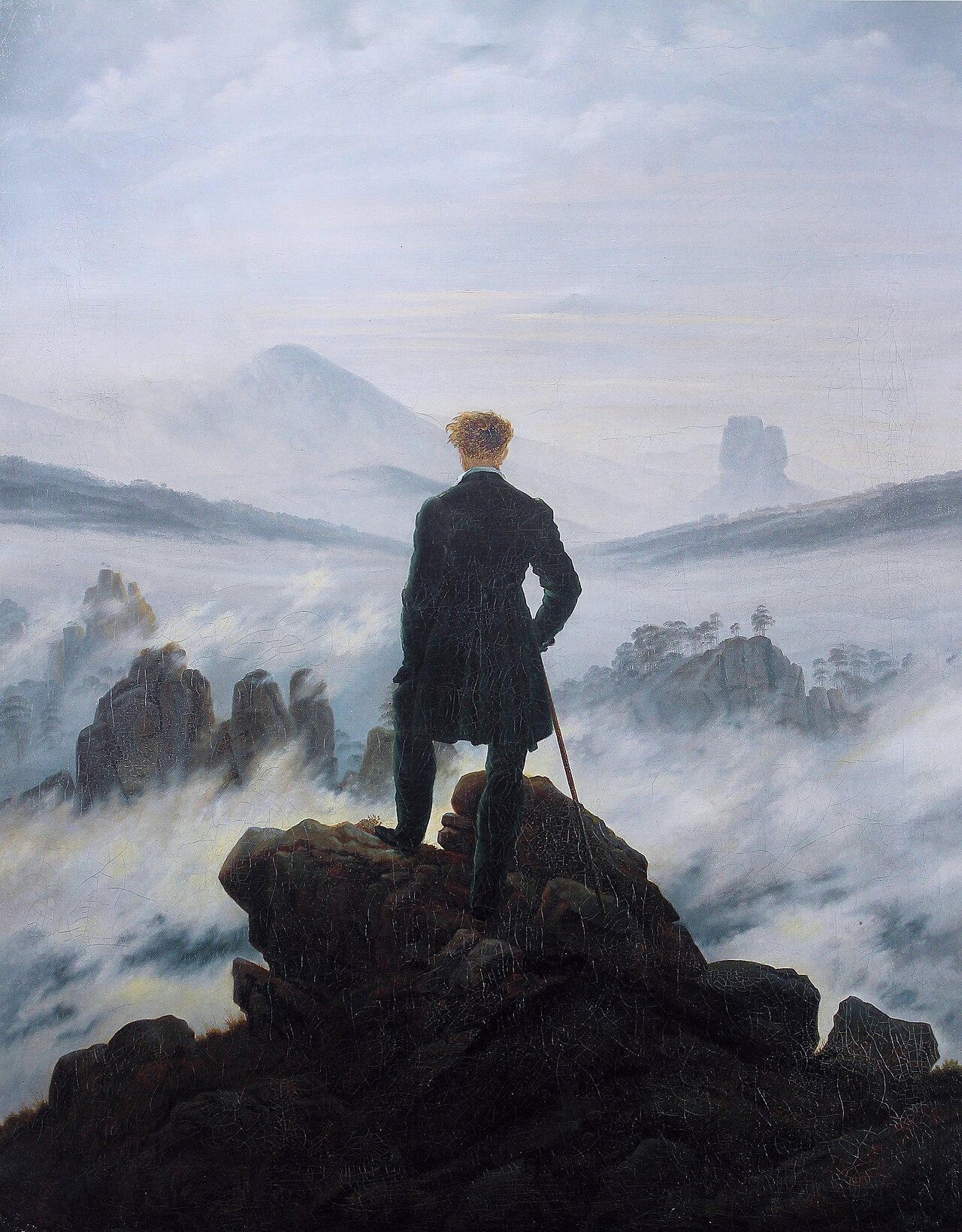 Paisaje entre la niebla